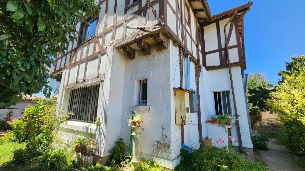 Casa Quinta en calle Barros Arana (Villa Alemana)